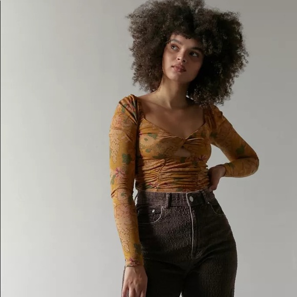 Urban Outfitters Tops - Urban outfitter long sleeve shirt